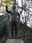 ��O�~���[�W�A��